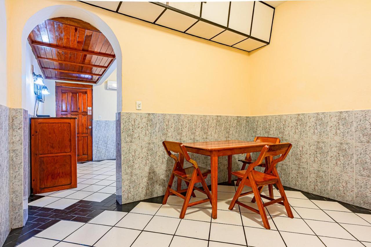 Ayenda Privada Guadalupe Hotel Monterrey Luaran gambar